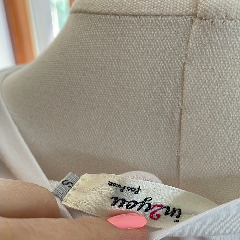 White T-Shirt Colorful Beaded 'COCO' NWOT Boutique Fashion top Small inspired - Picture 8 of 9